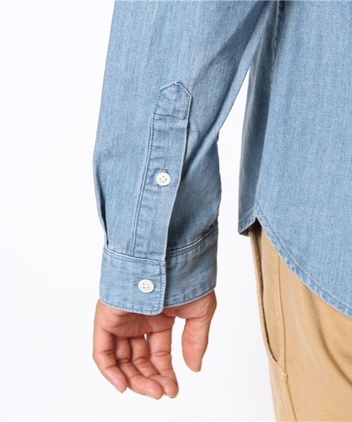 AMERICAN RAG CIE(アメリカンラグシー)の「AMERICAN RAG CIE ライトオンスデニムシャツ 107-AHP-M142-SH069(シャツ/ブラウス・メンズ・サックスブルー/インディゴブルー・1/2/3)」の9枚目の写真