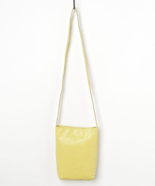 TASINAMI（タシナミ）の「TASINAMI スムースレザーコートポケットバッグ (TA-2011)（ショルダーバッグ・レディース・ワイン/イエロー/グレー/ブラック/オレンジ/ベージュ/カーキ・FREE）」の5枚目の写真