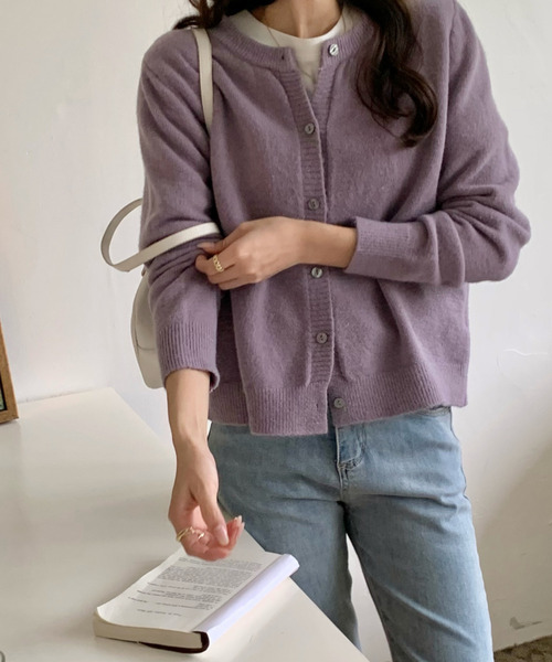 emi+（エミプラス）の「クルーネックニットカーディガン（ニット/セーター・レディース・イエロー/モカ/ブラック/パープル/グレー・M/L）」の4枚目の写真