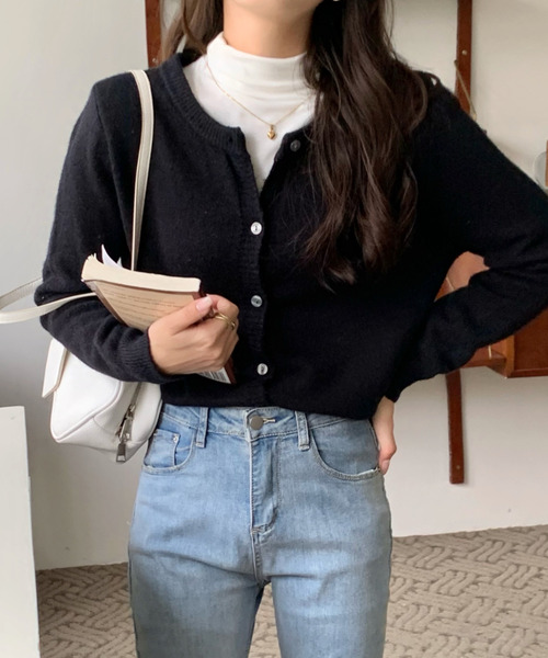 emi+（エミプラス）の「クルーネックニットカーディガン（ニット/セーター・レディース・イエロー/モカ/ブラック/パープル/グレー・M/L）」の17枚目の写真