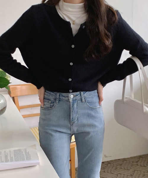 emi+（エミプラス）の「クルーネックニットカーディガン（ニット/セーター・レディース・イエロー/モカ/ブラック/パープル/グレー・M/L）」の14枚目の写真