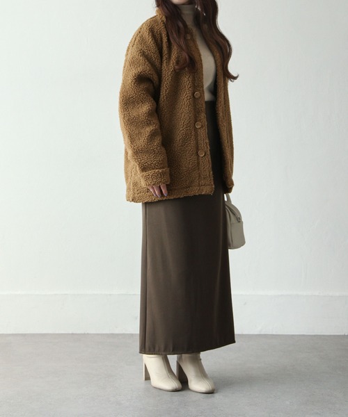 Chillfar（チルファー）の「襟付きボアジャケット（ブルゾン・レディース・ブラック/ベージュ/パープル/ブラウン/グリーン/アイボリー/ブルーグレー/キャメル・MEDIUM/LARGE）」の21枚目の写真