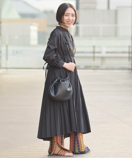 Ray BEAMS（レイビームス）の「CORSO ROMA 9 / FLAT サンダル（サンダル・レディース・ブラック/ブラウン系その他3・37/36/38/39）」の5枚目の写真