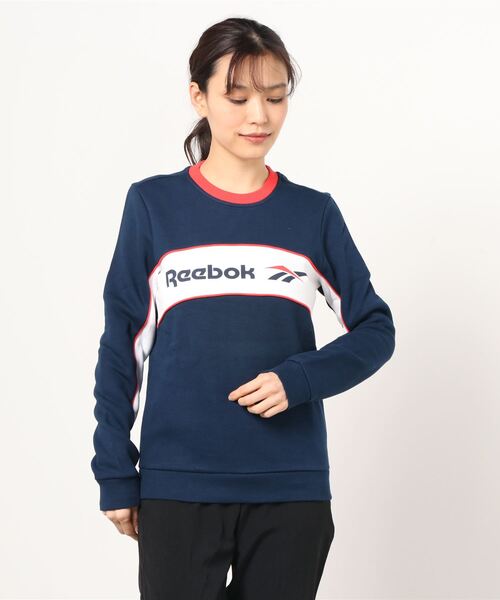 Reebok(リーボック)の「クラシックス リニア フリース クルー スウェットシャツ / Classics Linear Fleece Crew Sweatshirt (スウェット・レディース・ライトグレー/ネイビー・SMALL/LARGE/MEDIUM/X-LARGE)」の12枚目の写真