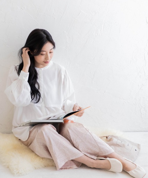 Mysa&Liina（ミーサリーナ）の「ヨークフラップブラウス（シャツ/ブラウス・レディース・ブラック/オフホワイト/ブルー/グリーン・M）」の11枚目の写真