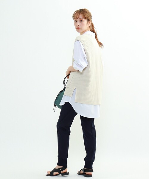 INDIVI(インディヴィ)の「「L」プレミアブロードシャツ(シャツ/ブラウス・レディース・ネイビー/サックスブルー/ホワイト系・12/15 /13)」の19枚目の写真