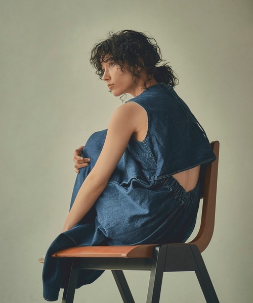 MARIE MILLER（マリー ミラー）の「Marie Miller BACK SLIT