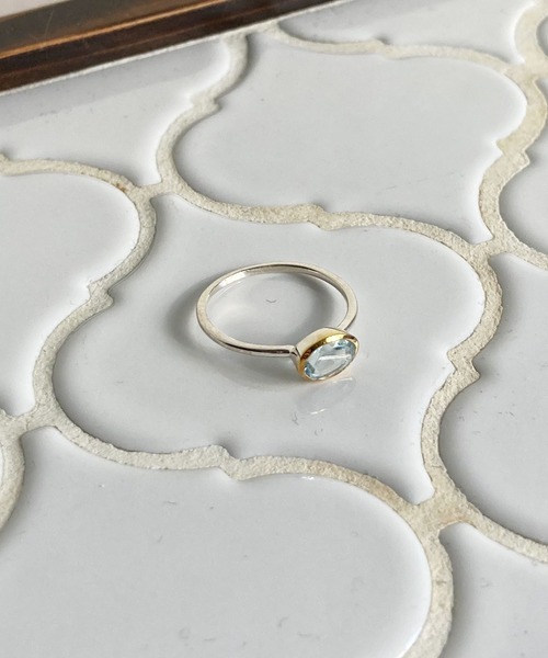 COMMON WARE(コモンウェアー)の「HO:NATURAL STONE RING ナチュラルストーンリング(リング・レディース・ライトイエロー/ライトパープル/クリア/ライトブルー・13/9/11)」の2枚目の写真