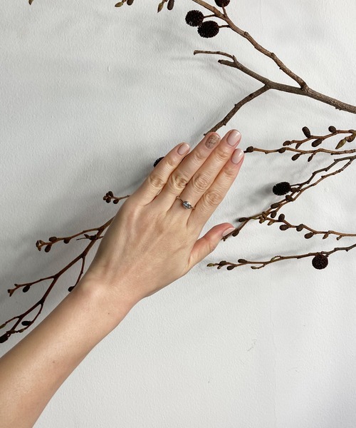 COMMON WARE(コモンウェアー)の「HO:NATURAL STONE RING ナチュラルストーンリング(リング・レディース・ライトイエロー/ライトパープル/クリア/ライトブルー・13/9/11)」の5枚目の写真