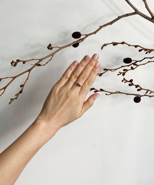 COMMON WARE(コモンウェアー)の「HO:NATURAL STONE RING ナチュラルストーンリング(リング・レディース・ライトイエロー/ライトパープル/クリア/ライトブルー・13/9/11)」の6枚目の写真