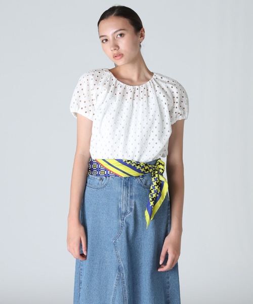 Maison de Beige（メゾンドベージュ）の「《Maison de Beige》コットンレースブラウス（シャツ/ブラウス・レディース・オフホワイト/グレイッシュブルー/カーキ・9号/7号/11号）」の4枚目の写真