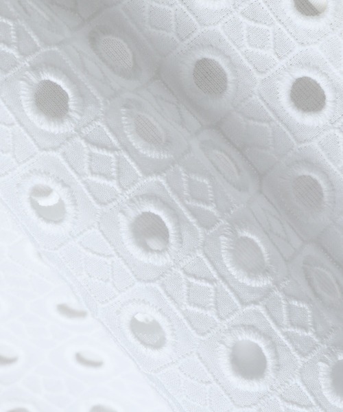 Maison de Beige（メゾンドベージュ）の「《Maison de Beige》コットンレースブラウス（シャツ/ブラウス・レディース・オフホワイト/グレイッシュブルー/カーキ・9号/7号/11号）」の9枚目の写真