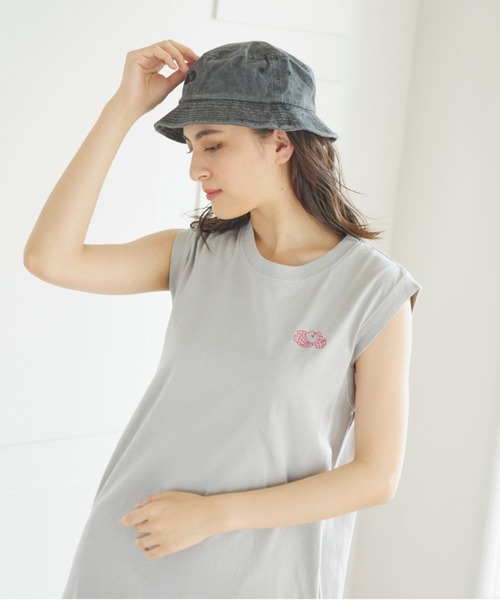 LIPSTAR(リップスター)の「≪FRUIT OF THE LOOM/フルーツ オブ ザ ルーム≫ピグメントバケットハット(ハット・レディース・ブラック/ベージュ/オフホワイト・FREE)」の4枚目の写真