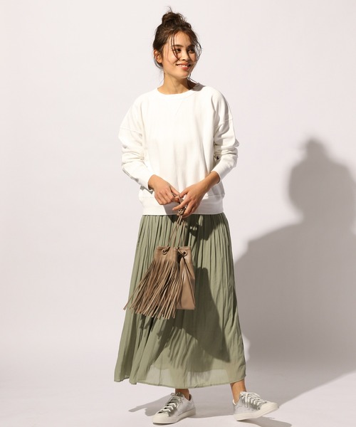 Champion（チャンピオン）の「【Champion(チャンピオン）】クルーネックプルオーバー（Tシャツ/カットソー・レディース・ホワイト/ライトグレー/ブラック・MEDIUM）」の4枚目の写真