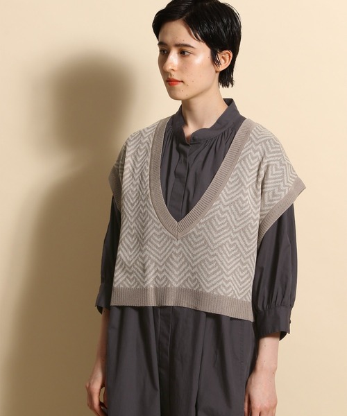 niko and...(ニコアンド)の「2WAYシアーショートベスト(ベスト・レディース・ライトグレー/ベージュ/ライトグリーン・MEDIUM/LARGE)」の3枚目の写真