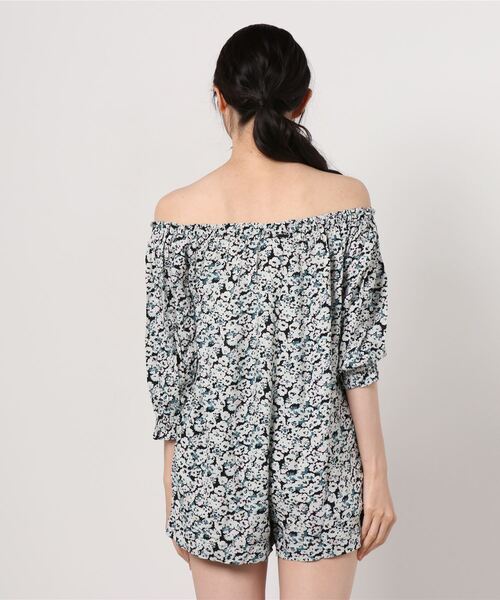 VOLCOM（ボルコム）の「KABLOOM ROMPER（サロペット/オーバーオール・レディース・ブラック×ホワイト・SMALL/X-SMALL）」の3枚目の写真