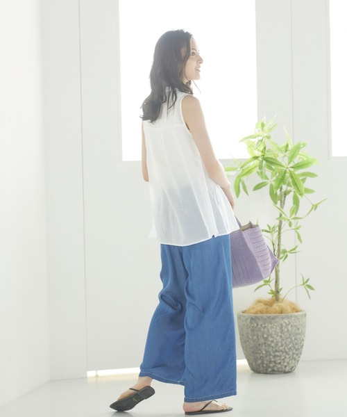 LIPSTAR（リップスター）の「【WEB別注カラーあり】シアーピンタックノースリーブブラウス（シャツ/ブラウス・レディース・オレンジ/ブラウン/オフホワイト/グリーン・M）」の22枚目の写真