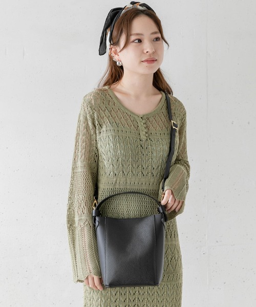 MARCO BIANCHINI（マルコビアンチーニ）の「MARCO BIANCHINI　2WAYバケツ型バッグ（ショルダーバッグ・レディース・グレー系その他/ブラック/グリーン・ONE）」の2枚目の写真