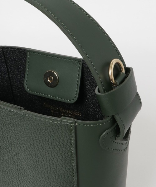 MARCO BIANCHINI（マルコビアンチーニ）の「MARCO BIANCHINI　2WAYバケツ型バッグ（ショルダーバッグ・レディース・グレー系その他/ブラック/グリーン・ONE）」の11枚目の写真