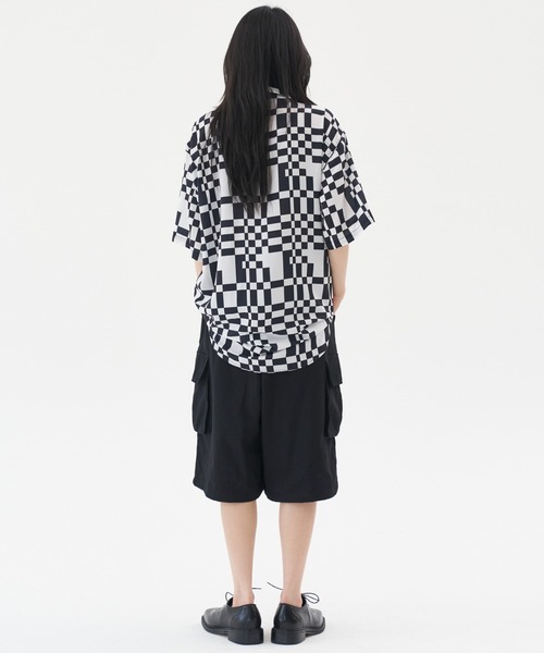 FEKETE(フェケテ)の「FEKETE MADE OPEN COLLAR CHEES SHIRT(シャツ/ブラウス・メンズ・ホワイト×ブラック・FREE)」の4枚目の写真