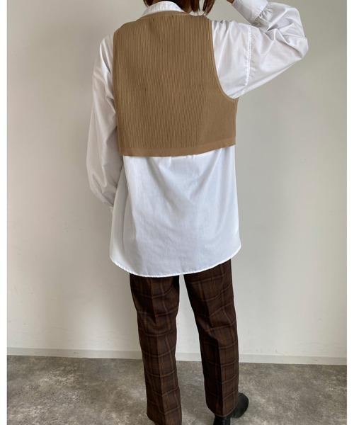 MLI'A（エムリア）の「ZIP使いリブベスト（ニット/セーター・レディース・ブラック/ベージュ/アイボリー・M）」の13枚目の写真