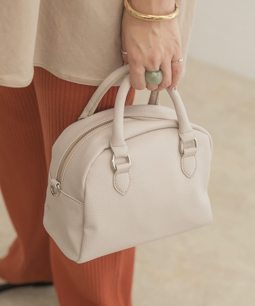 ITEMS URBANRESEARCH(アイテムズ アーバンリサーチ)の「ラウンドボストンバッグ(ボストンバッグ・レディース・ネイビー/ベージュ/ピンク・-)」の9枚目の写真