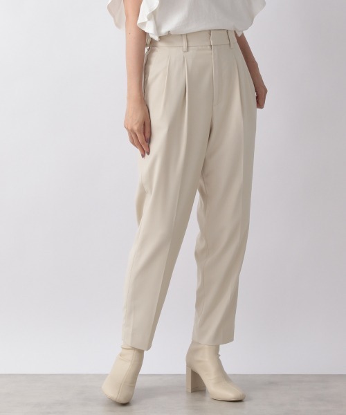 LOWRYS FARM(ローリーズファーム)の「ラクビテーパードパンツ2 959210(その他パンツ・レディース・アイボリー/ブラック/ボルドー/ブラック系その他・SMALL/MEDIUM/LARGE)」の2枚目の写真