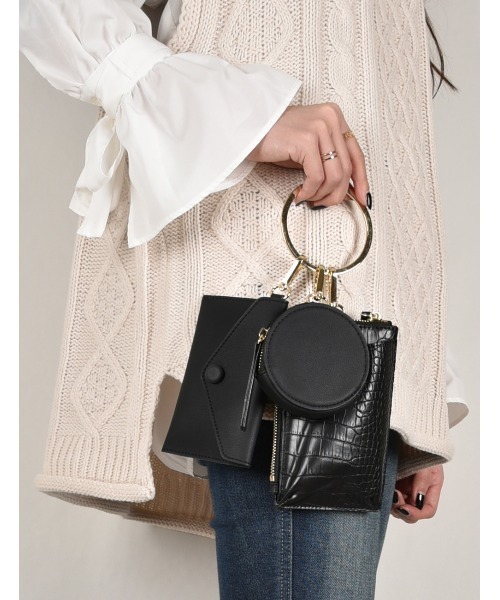 MONICA（モニカ）の「カードケースポーチ3連マルチチェーンショルダーバッグ（ショルダーバッグ・レディース・ブラック/キャメル/グレイッシュベージュ・FREE）」の15枚目の写真