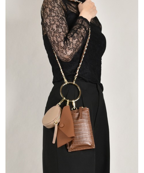 MONICA（モニカ）の「カードケースポーチ3連マルチチェーンショルダーバッグ（ショルダーバッグ・レディース・ブラック/キャメル/グレイッシュベージュ・FREE）」の16枚目の写真