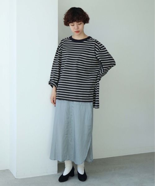 note et silence (ノートエシロンス)の「◇ロッシェ天竺ボーダー スリット長袖プルオーバー(Tシャツ/カットソー・レディース・ネイビー/その他・FREE)」の8枚目の写真