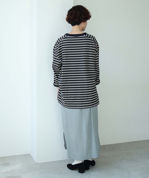 note et silence (ノートエシロンス)の「◇ロッシェ天竺ボーダー スリット長袖プルオーバー(Tシャツ/カットソー・レディース・ネイビー/その他・FREE)」の11枚目の写真