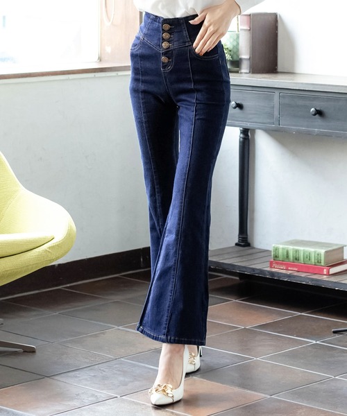 Julia Boutique（ジュリアブティック）の「4連ボタンセンターシームフレアデニムパンツ/21563（デニムパンツ・レディース・ブラック/ネイビー/ブルー・3L/L/LL/S/M）」の3枚目の写真