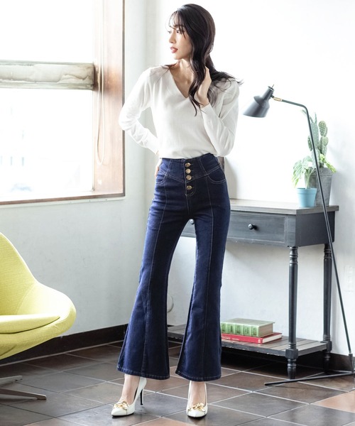 Julia Boutique（ジュリアブティック）の「4連ボタンセンターシームフレアデニムパンツ/21563（デニムパンツ・レディース・ブラック/ネイビー/ブルー・3L/L/LL/S/M）」の19枚目の写真