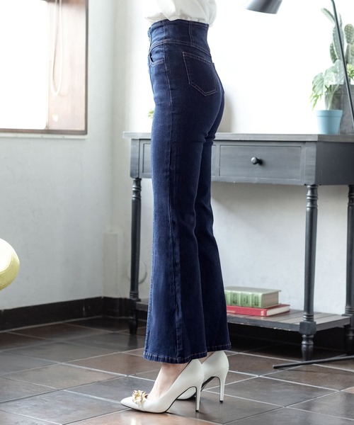 Julia Boutique（ジュリアブティック）の「4連ボタンセンターシームフレアデニムパンツ/21563（デニムパンツ・レディース・ブラック/ネイビー/ブルー・3L/L/LL/S/M）」の17枚目の写真