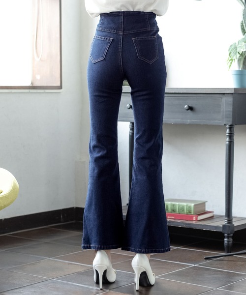 Julia Boutique（ジュリアブティック）の「4連ボタンセンターシームフレアデニムパンツ/21563（デニムパンツ・レディース・ブラック/ネイビー/ブルー・3L/L/LL/S/M）」の13枚目の写真