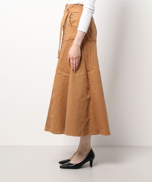 FREE'S MART（フリーズマート）の「【Sシリーズ対応】ヨークフレアデニムスカート（スカート・レディース・ホワイト系その他/ベージュ系その他/ダークネイビー・SMALL/MEDIUM）」の5枚目の写真