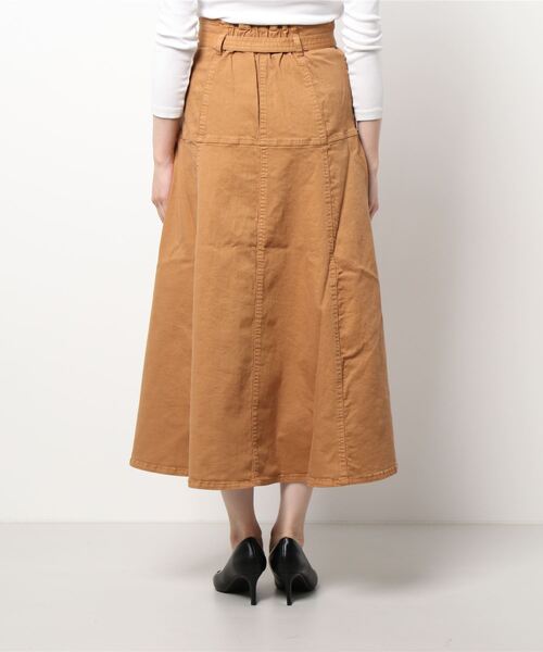 FREE'S MART（フリーズマート）の「【Sシリーズ対応】ヨークフレアデニムスカート（スカート・レディース・ホワイト系その他/ベージュ系その他/ダークネイビー・SMALL/MEDIUM）」の4枚目の写真