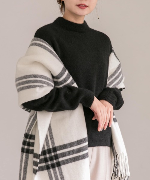 URBAN RESEARCH ROSSO WOMEN(アーバンリサーチ ロッソ)の「エアリーニットハイネックプルオーバー(ニット/セーター・レディース・ブラック/オレンジ/アイボリー・FREE)」の12枚目の写真