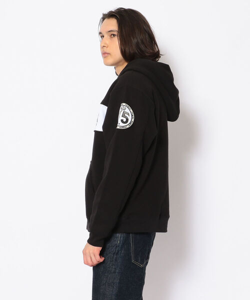 AVIREX(アヴィレックス)の「ヴァーシティ ビッグ パーカー アヴィエーター キングス / VARSITY BIG PARKA AVIATOR'S KING / アヴィレックス / AVIREX(パーカー・メンズ・イエロー/カモフラージュ/ブラック・XX-LARGE/LARGE/X-LARGE/MEDIUM)」の5枚目の写真