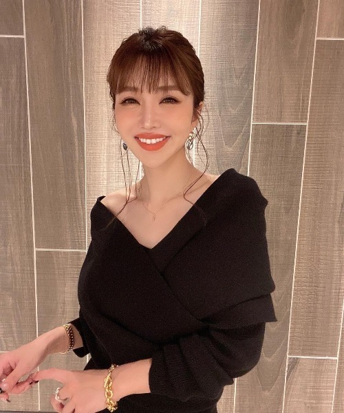 EIMY ISTOIRE(エイミーイストワール)の「オバールプレートピアス(ピアス(両耳用)・レディース・シルバー/ゴールド・FREE)」の6枚目の写真