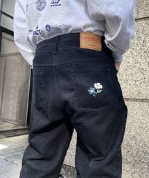 WHO'S WHO gallery | 【BLESS YOU/ブレスユー】コーデュロイフラワー刺繍パンツ(その他パンツ)