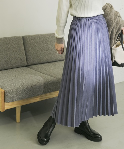 URBAN RESEARCH（アーバンリサーチ）の「スウエードタッチプリーツスカート（スカート・レディース・ブルー系その他/カーキ/キャメル・FREE）」の2枚目の写真