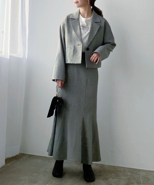 mysty woman(ミスティウーマン)の「アソートショートテーラージャケット 263851(テーラードジャケット・レディース・モカ/グレー系/ベージュ系・FREE)」の19枚目の写真