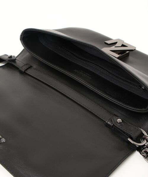 ZADIG&VOLTAIRE(ザディグ エ ヴォルテール)の「ZV INITIALE LA CLUTCH METAL MO(クラッチバッグ・レディース・マルチ・ONE SIZE)」の3枚目の写真