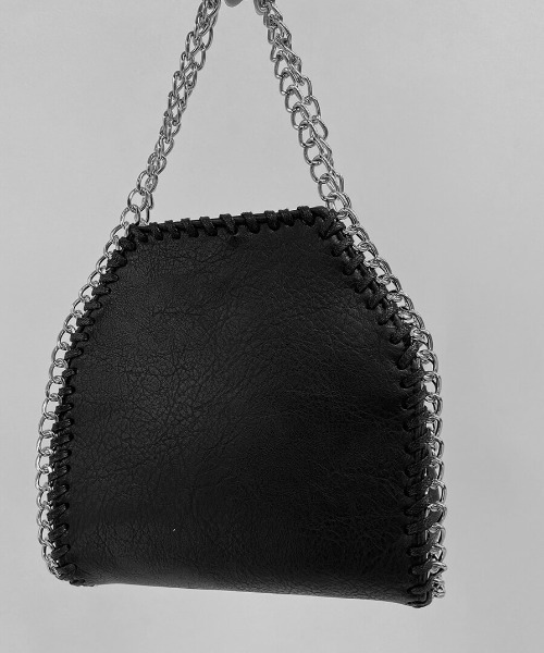 LVEU.（ラブユ.）の「Chain faux leather 2way bag / チェーン合皮2wayバッグ（ハンドバッグ・レディース・ブラック/アイボリー・FREE）」の16枚目の写真