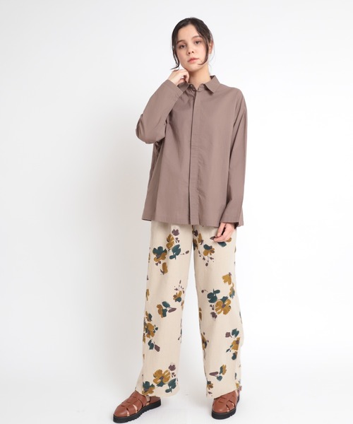 RNA-N(アールエヌエーエヌ)の「B2679 コットンサイドポケットシャツ(シャツ/ブラウス・レディース・オフホワイト/グレイッシュベージュ/ライトグレー/レモンイエロー・MEDIUM)」の6枚目の写真