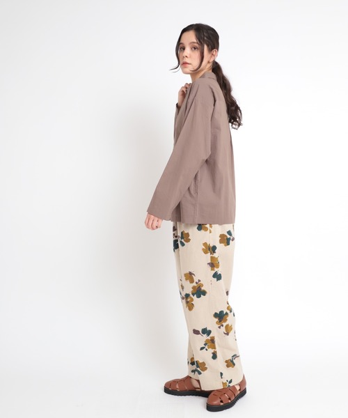 RNA-N(アールエヌエーエヌ)の「B2679 コットンサイドポケットシャツ(シャツ/ブラウス・レディース・オフホワイト/グレイッシュベージュ/ライトグレー/レモンイエロー・MEDIUM)」の14枚目の写真