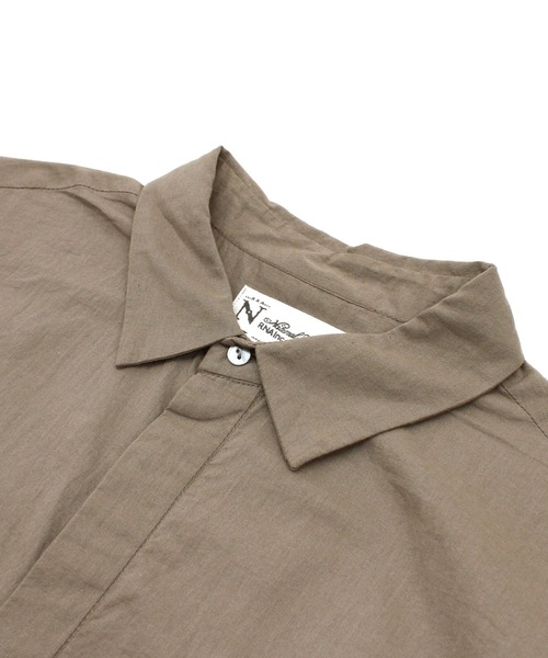 RNA-N(アールエヌエーエヌ)の「B2679 コットンサイドポケットシャツ(シャツ/ブラウス・レディース・オフホワイト/グレイッシュベージュ/ライトグレー/レモンイエロー・MEDIUM)」の16枚目の写真