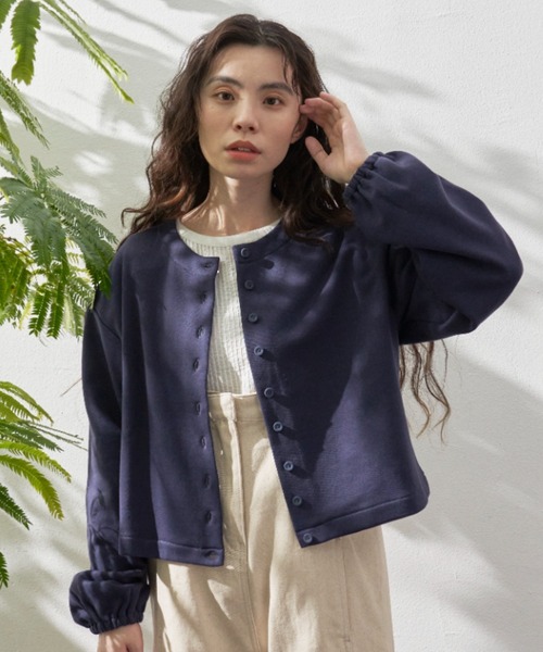 Libra Cue(リブラ キュー)の「クルーネックボリュームスリーブカーディガン(カーディガン/ボレロ・レディース・ネイビー/ライトグレー/レッド・FREE)」の2枚目の写真