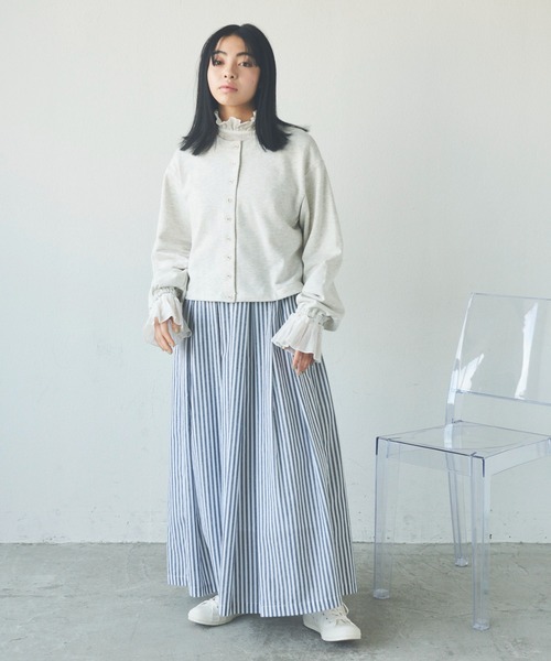 Libra Cue(リブラ キュー)の「クルーネックボリュームスリーブカーディガン(カーディガン/ボレロ・レディース・ネイビー/ライトグレー/レッド・FREE)」の13枚目の写真